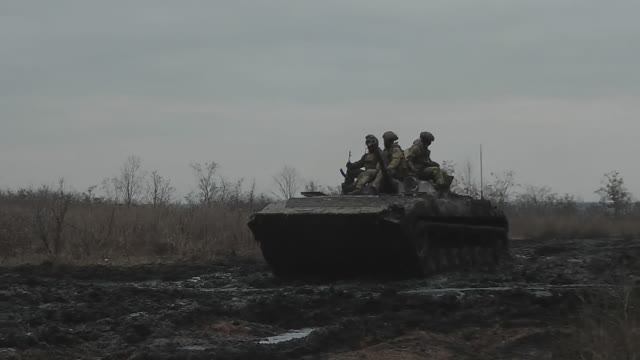 Боевая работа разведчиков и радиолокационной станции «Соболятник» смотреть онлайн