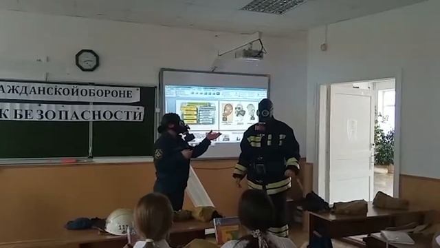 Урок ОБЖ в лицее №1 Апшеронска смотреть онлайн