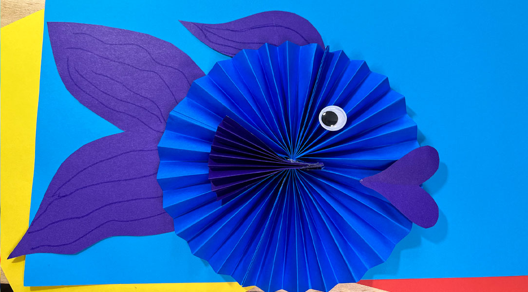 Быстро и легко. Догони-ка рыбку. Поделка для детей смотреть онлайн