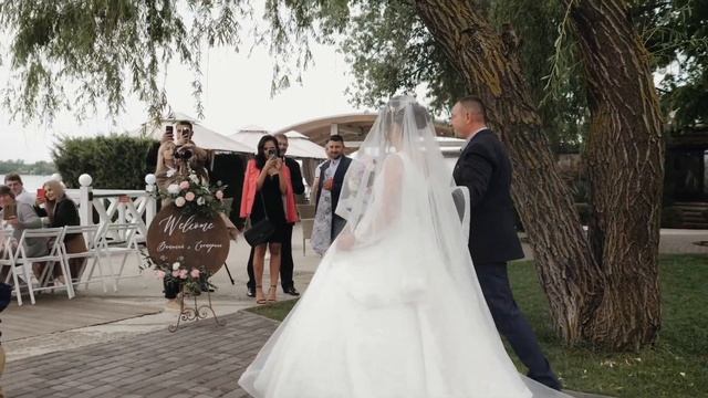 Снять видео на свадьбу