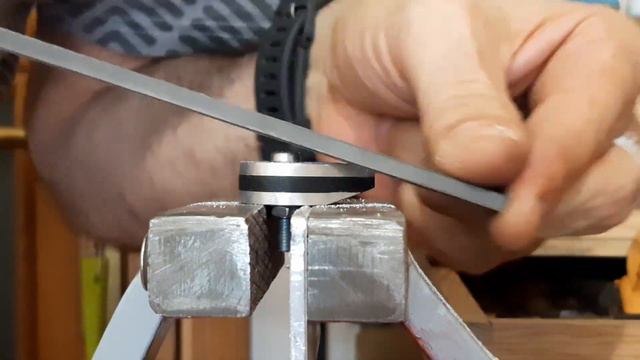 Guitar pick | custom guitar pick | no power tools | DIY | quick and easy. смотреть онлайн