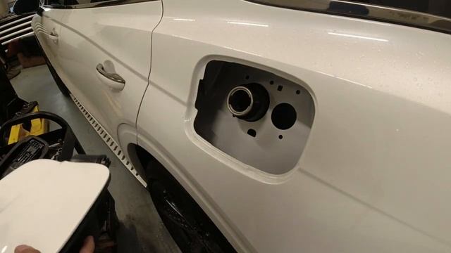 Genesis GV70 Inoperative Fuel Door