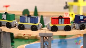 Деревянная железная дорога "Горный водопад" со столом 17850