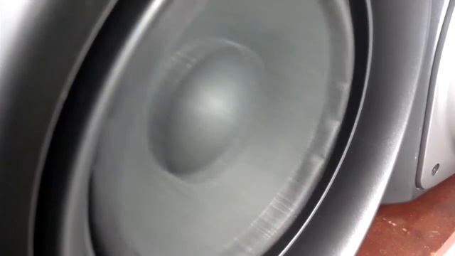 Aiwa NSX-F9 Tocando Dubstep // 720p смотреть онлайн