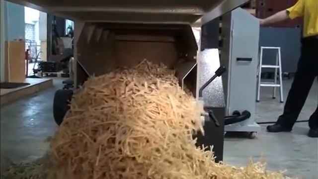 WOODMAN Wood Shaving Machine- WS-500 смотреть онлайн