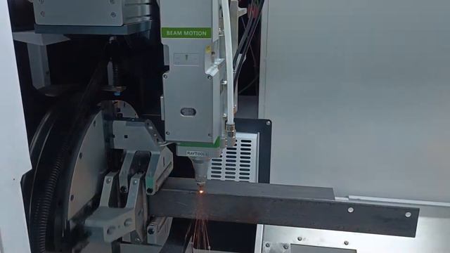 ✅ Вырезание уголка из трубы 60x60 мм на лазерном труборезе JQLaser MZ смотреть онлайн