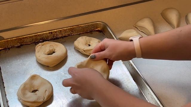 Sourdough Bagels смотреть онлайн