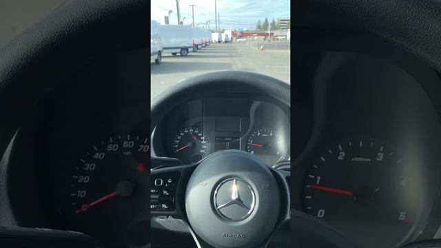 Mercedes Benz 4 cylinder Diesel смотреть онлайн