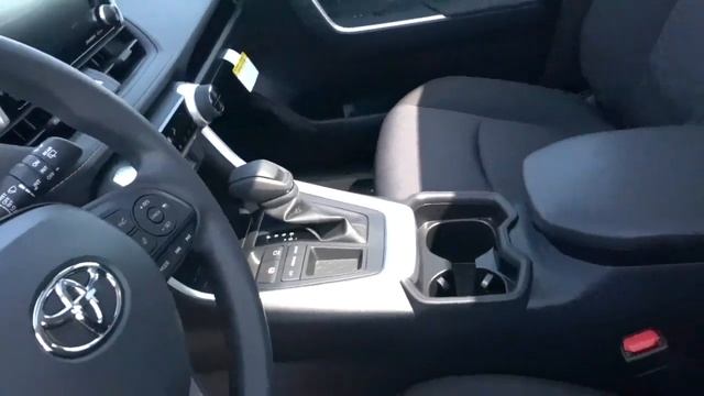 2019 Toyota RAV4 XLE Stock # 513530 - VIN JTMW1RFV3KD513530 смотреть онлайн