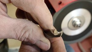 Как заточить сверло чтоб оно быстро сверлило.