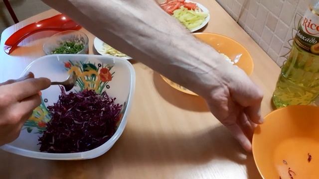 Салат "Сытный ужин на двоих" смотреть онлайн