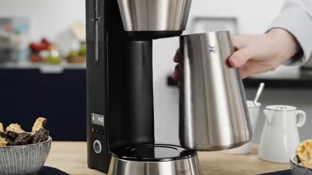 WMF Küchenminis Aroma Kaffeemaschine Mit Thermoskanne 870 Watt, Filterkaffee 5 Tassen, Thermobecher