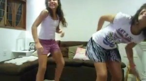 dançando Stay Cool dance