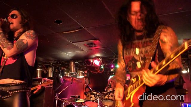 Steven Adler Live at The Scene K.C in Kansas City 8/16/19 смотреть онлайн