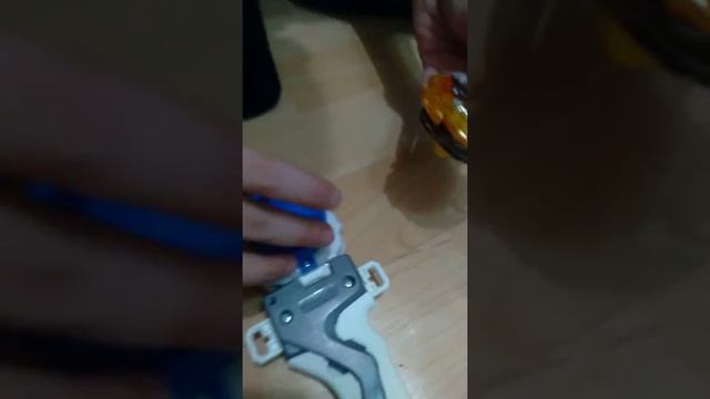 Не успел я, мой телефон сам ролик выклычил.Место в телефоне наверно кончилось? смотреть онлайн