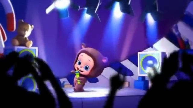 Детские песни. Веселая песенка поет малыш на сцене смотреть онлайн