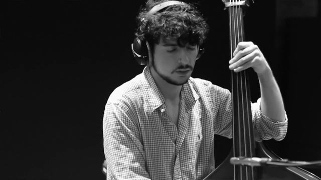 Island Lina - Nikolai Mishchenko Trio смотреть онлайн