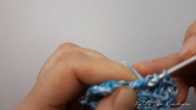 Как связать ПЕРО крючком _ закладка для книг смотреть онлайн