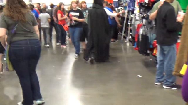 Dallas ComicCon 5-18-2014 Day 3 смотреть онлайн