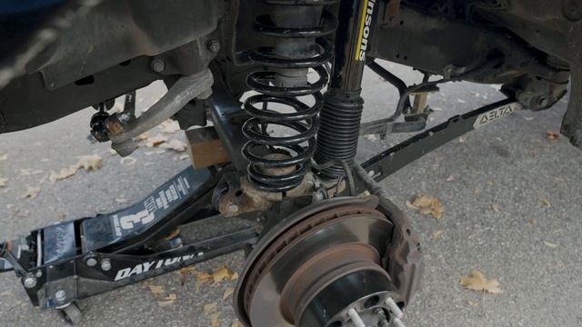 BEST Land Cruiser Suspension? 80 Series Dobinsons Extended Travel Lift Install смотреть онлайн
