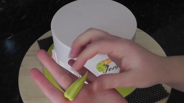 Jemima Puddleduck Cake Tutorial | How To | Cherry School