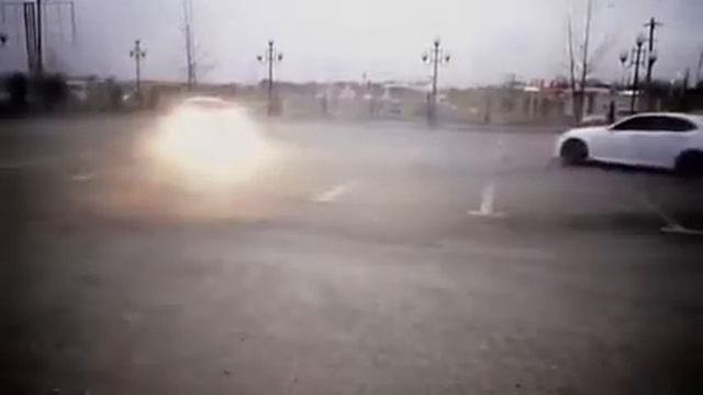 Дрифт около ресторана Лашин смотреть онлайн