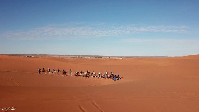?Медитация арабской музыки в пустыне-Música Arabe Meditación En El Desierto-Arabian Music - ???