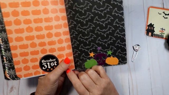 ?**SOLD** Halloween B6 TN 's?