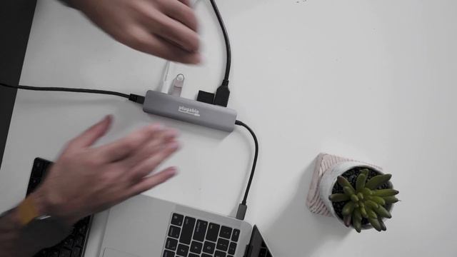 Plugable USB-C 7-in-1 Hub with Ethernet смотреть онлайн
