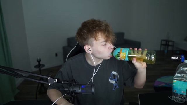 У СТРОГО ПРОБУДИЛИСЬ ИНСТИНКТЫ смотреть онлайн