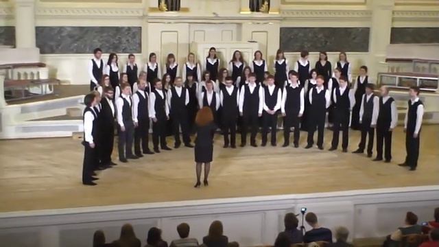 Тополя, тополя в город мой влюблённые, поёт Хор Лэти смотреть онлайн