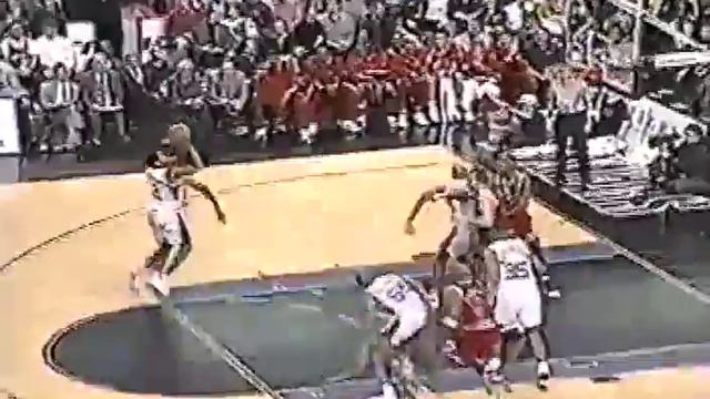 1997 Allen Iverson 37 points go past the Jordan смотреть онлайн