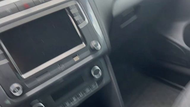 VW Polo Sedan 2019, серебристый смотреть онлайн