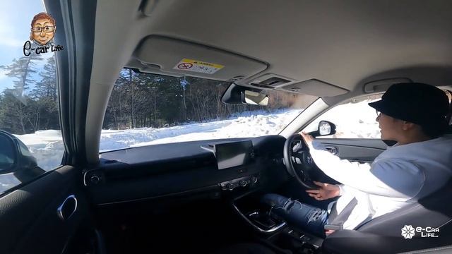 ホンダ ヴェゼル モデューロX 【雪上試乗】 しなやかな足と空力で絶大なる安心感!! ノーマルモデルと比較試乗で違いを検証!! HONDA VEZEL E-CarLife with 五味やすたか смотреть онлайн