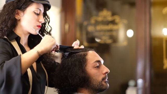 ASMR 💈LADY BARBER “Mr. Curly Hair” смотреть онлайн
