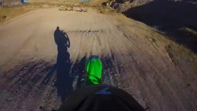 Ripping a Kx 500 смотреть онлайн
