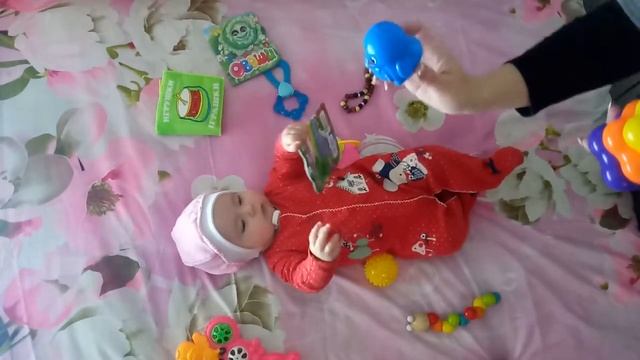 Как играть с малышкой в 4 месяца смотреть онлайн