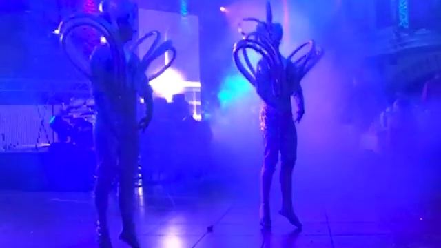 Светодиодное шоу "КРЫЛЬЯ" смотреть онлайн