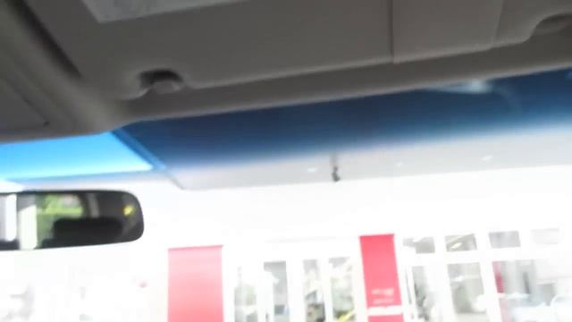 2013 NISSAN ELGRAND HighwaySTAR - Exterior & Interior