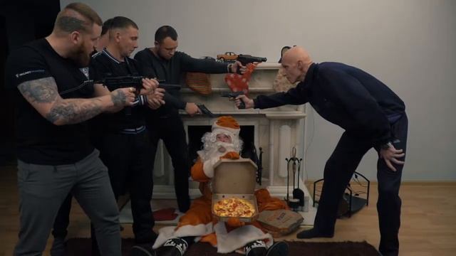 Новогодний ролик для "Фокс Pizza" смотреть онлайн
