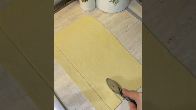 Вергуны на кефире пышные рецепт #Shorts смотреть онлайн