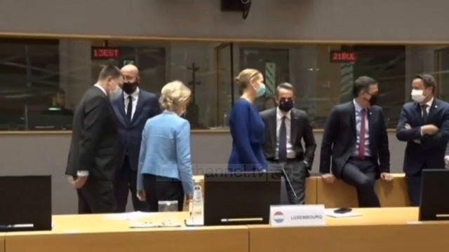 Top News - Tone pakënaqësie mes Athinës dhe Berlinit смотреть онлайн