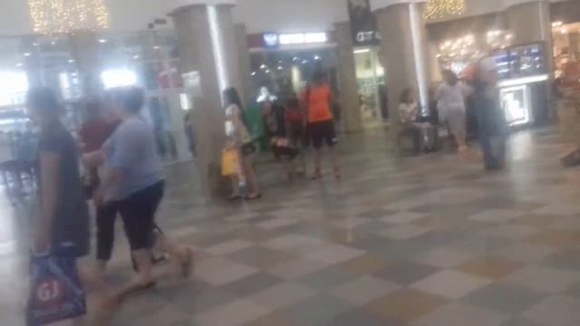 ТРЦ ГАЛАКТИКА СМОЛЕНСК ПЯТНИЦА ДЕНЬ смотреть онлайн