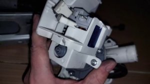 ремонт стиральной машинки samsung - чистка насоса от грязи