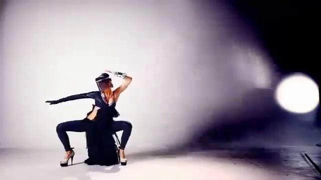 Fashion Dolls Go Go Show смотреть онлайн