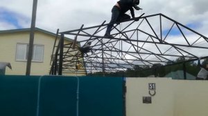 Металлический двускатный навес #1