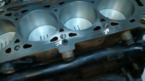 Renault Logan восстановление резьбы в блоке крепления ГБЦ