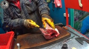 Сазан на сковороде. Как лучше резать стейк