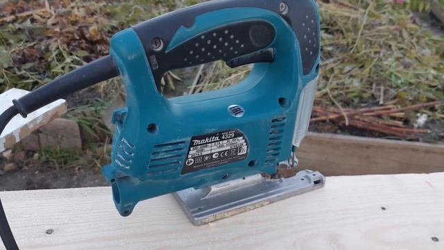 Электролобзик Makita 4329K смотреть онлайн