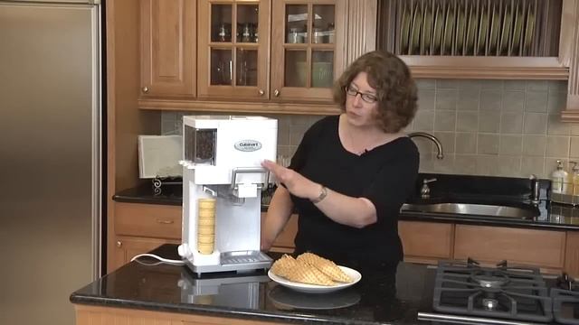 Cuisinart ICE 45 Soft Serve Ice Cream Maker смотреть онлайн